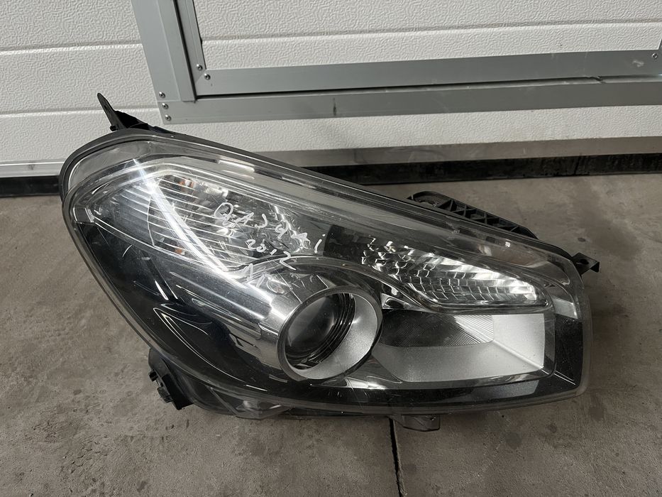 Far / faruri stânga-dreapta Nissan Qashqai J10 xenon