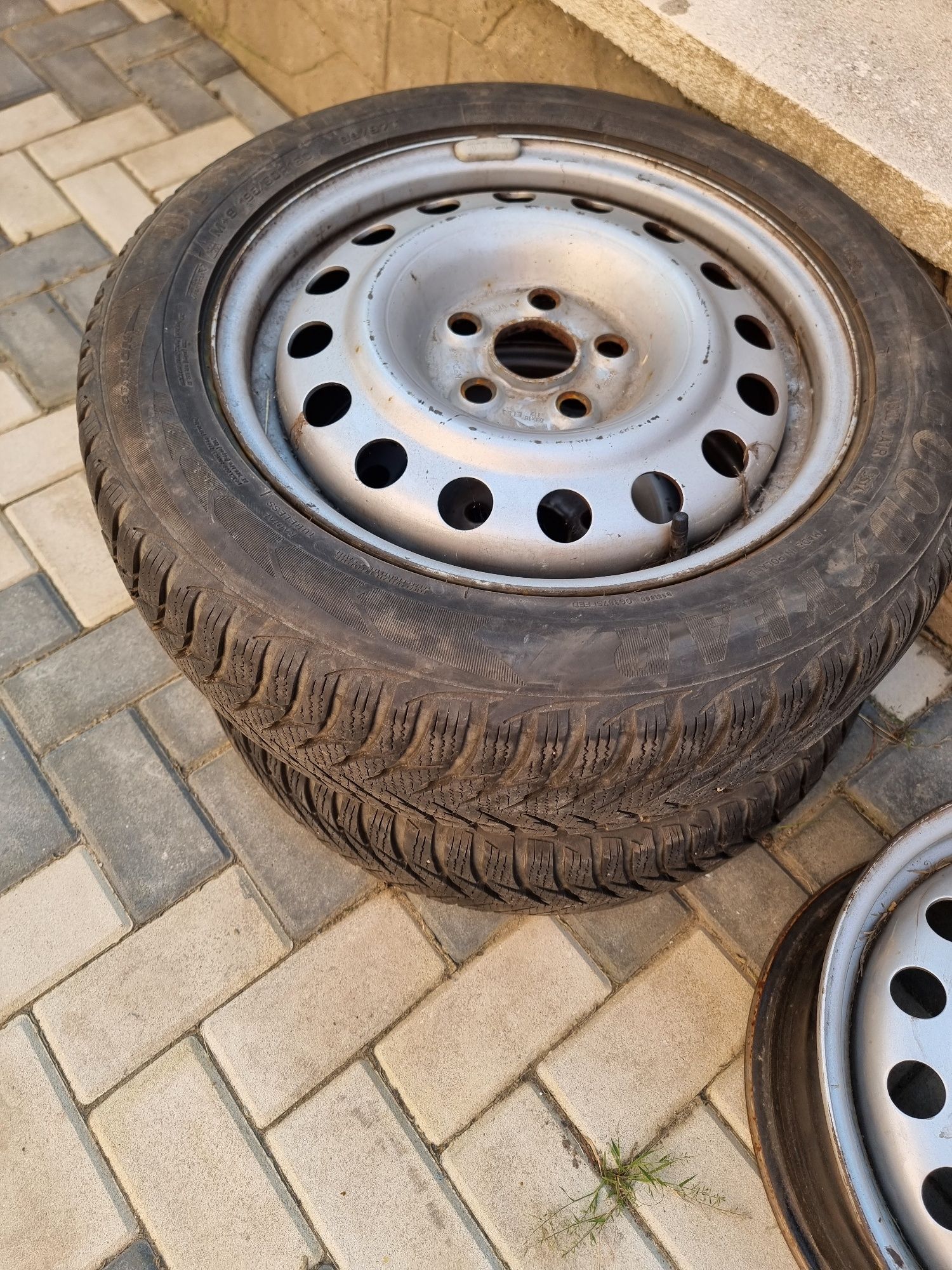 4 Jante  originale VW pe 16+ 2 cauciucuri 195/60/16