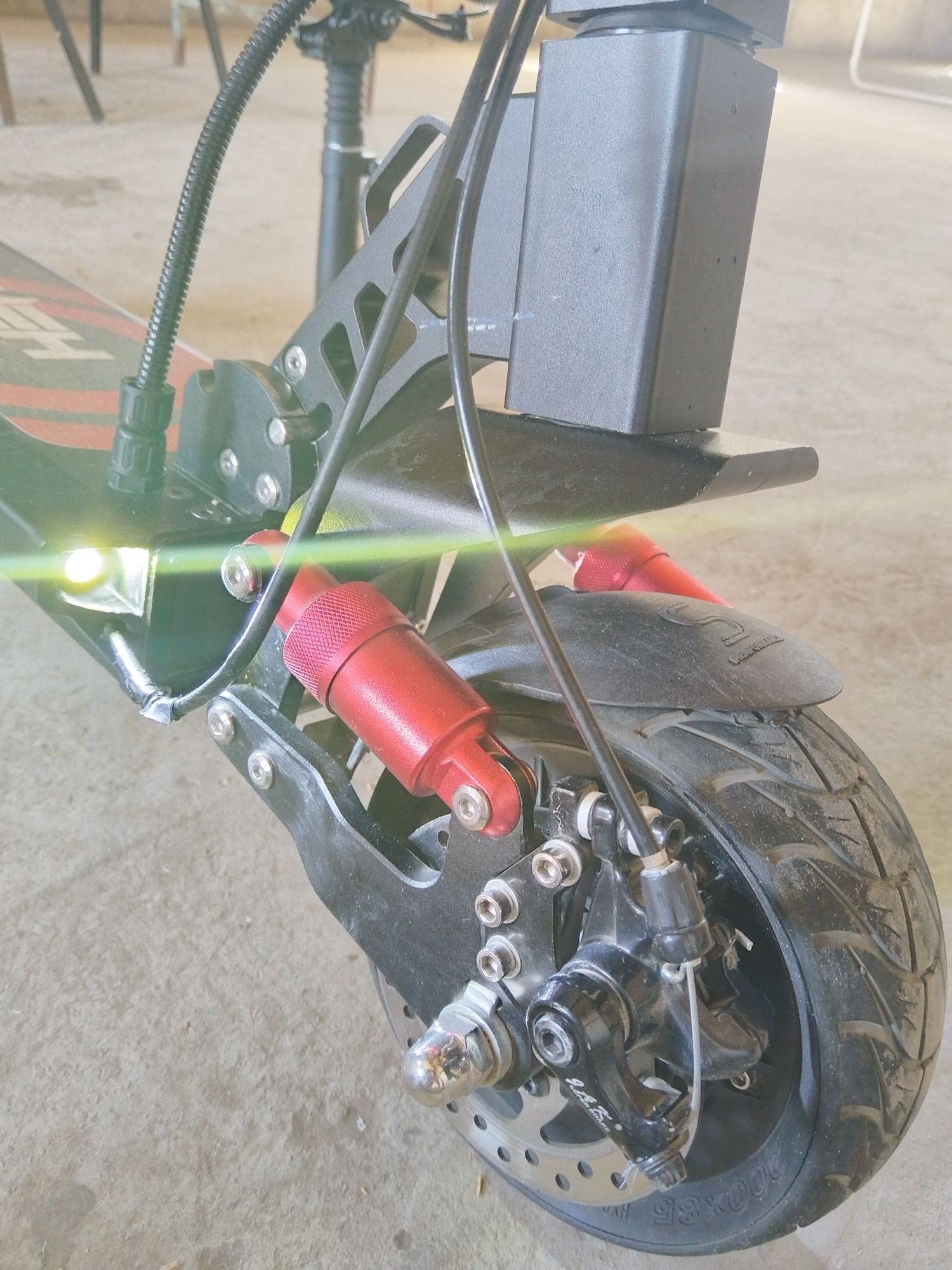 Elektro Samakat HERO S8