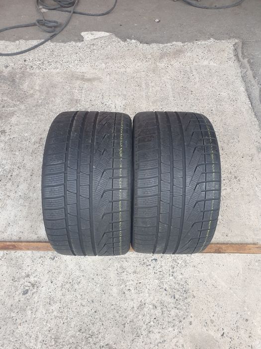 2 anvelope iarna PIRELLI 295/30/19 dot 2017 pret per bucata