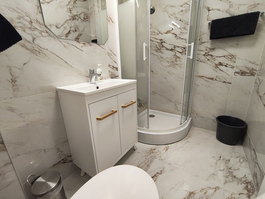 Apartament 3 camere • 2 băi • Prima Oneștiilor – Oradea • 580 euro neg