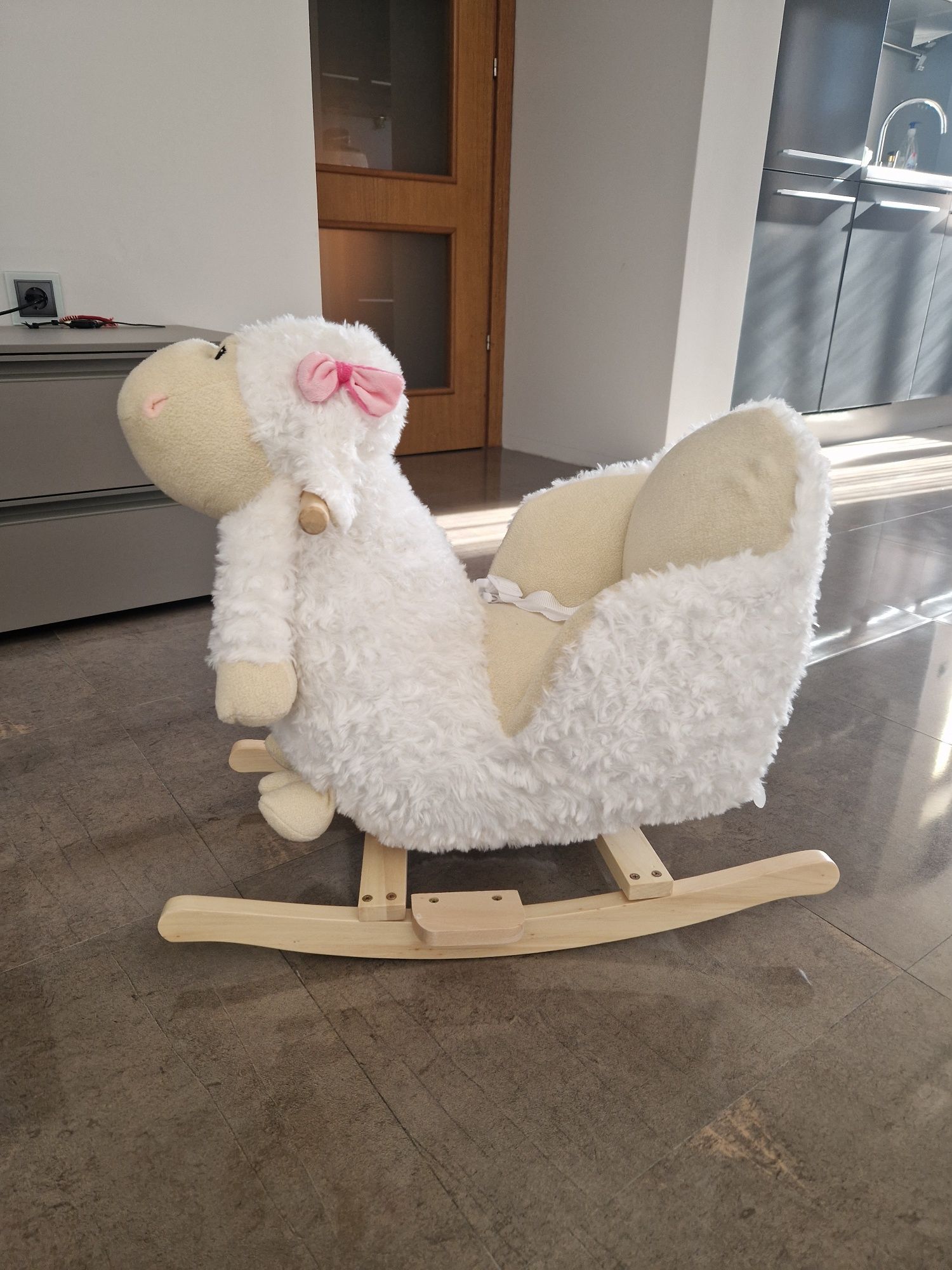 Люлка  Kikka boo