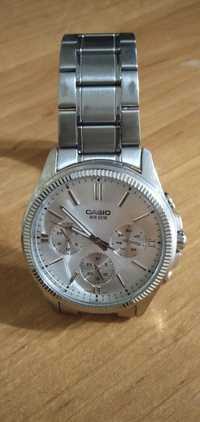 Casio сағаты сатылады. Бағасы  10000мың тг.