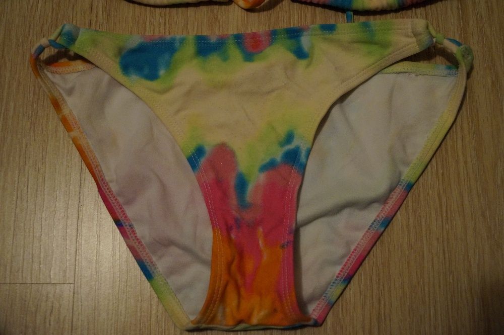 бански 2 части (половинки) в неонови цветове, ХС размер