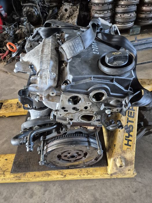 Motor audi a4 b7 2.0tdi 140 cp cu doar 278315 km rulați cod motor BLB