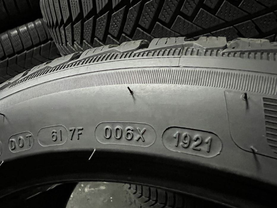 като Нови 265/40/20 и 295/35/20 MICHELIN