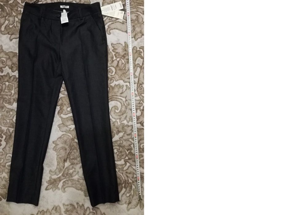продавам дамски панталон ДАФНЕ, чисто нов, не носен, с етикет, размер