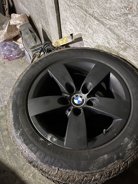 Vand jante bmw cu cauciucuri iarna bune 225,55,r16