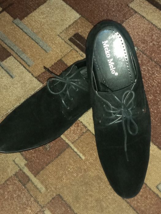 Продам мужские туфли