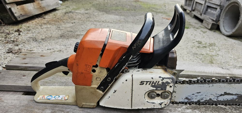 Професионална резачка Stihl 044