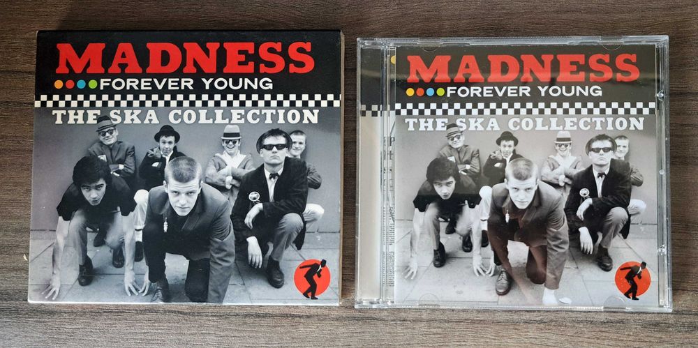 Madness - Forever Young (with poster) CD audio original