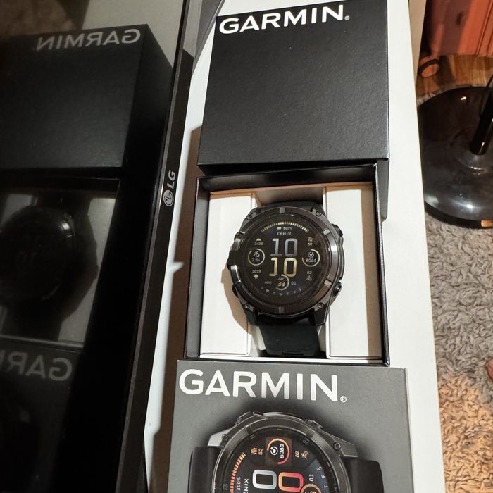 Garmin Fenix 8 Amoled 51 mm Saphire, Titanium,carbon grey DLC