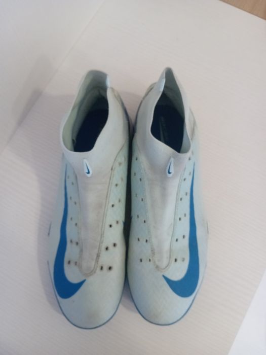 Стоножки за футбол Nike mercurial 41 номер