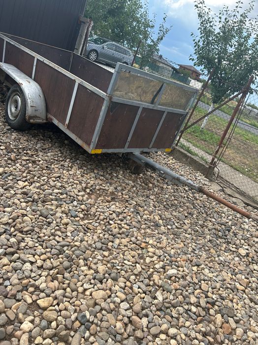 Schimb remorca cu două trei oi sau miele