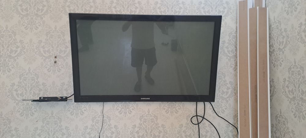 Телевизор SAMSUNG