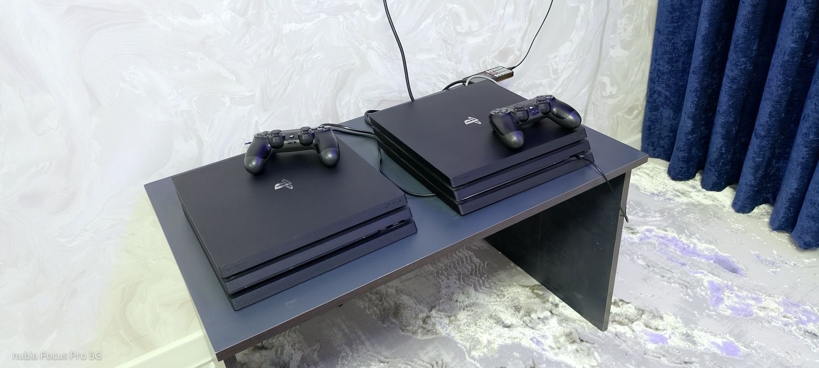 Плейстейшен PS4 игровая приставка
