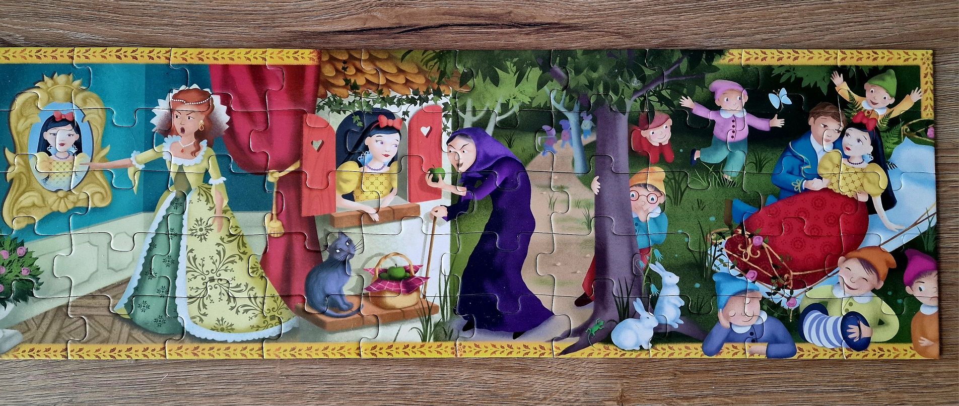 Puzzle Djeco Snow White +5ani