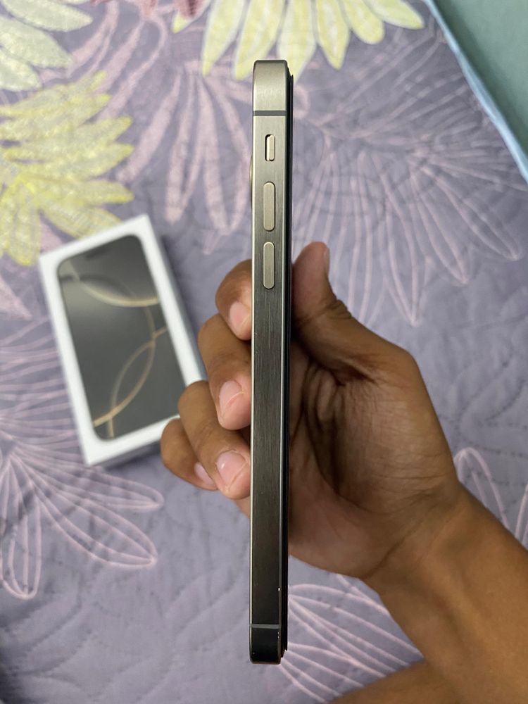 Iphone 15 pro (внутри xr)