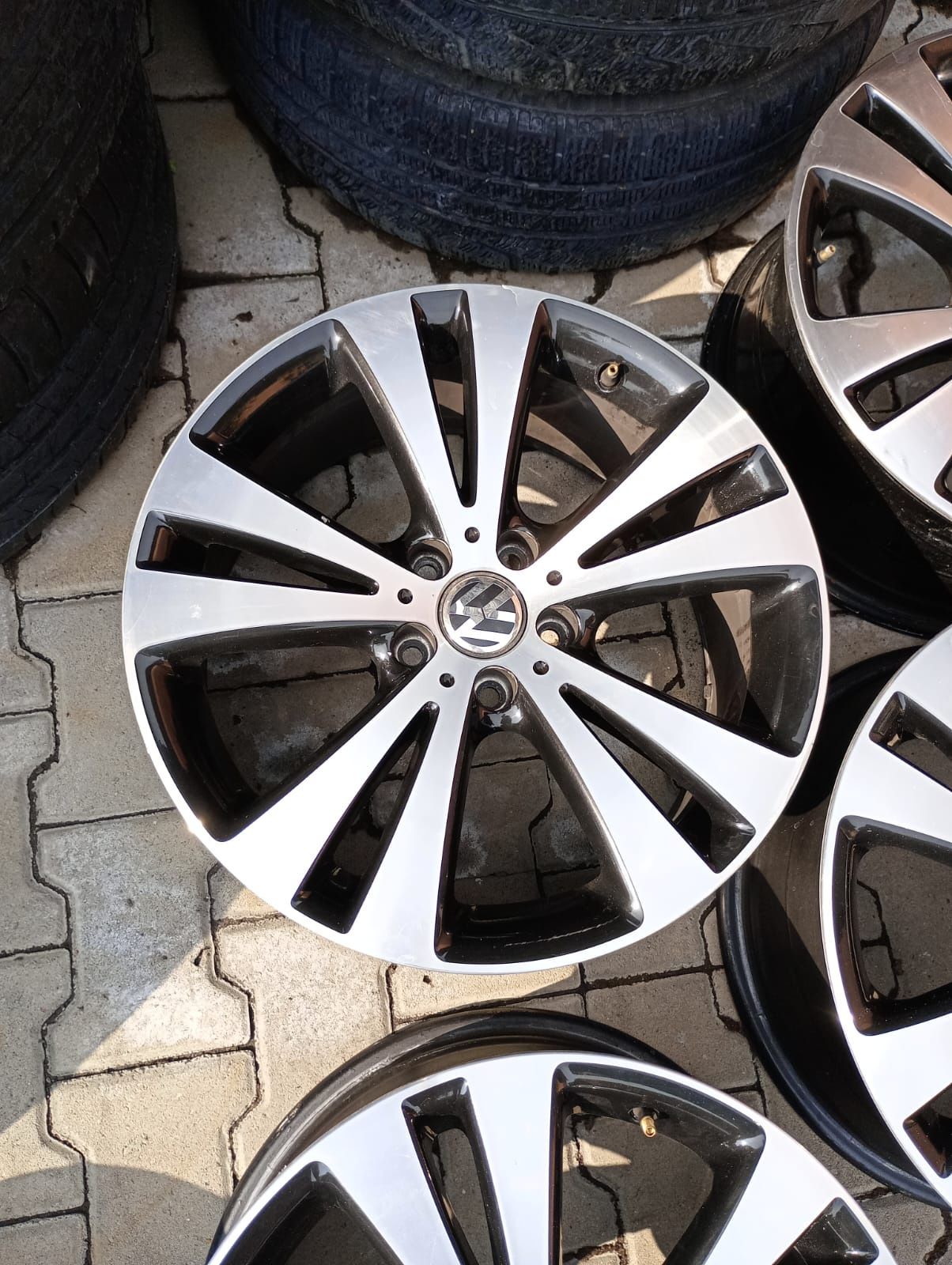 4jante bicolore 5x112 R18 originale w passat b7.b8.cc.scirocco golf7.6