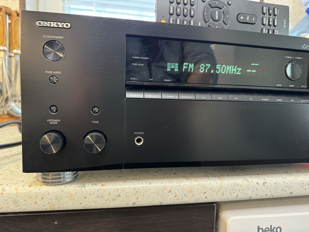 Като нов Onkyo TX-RZ710