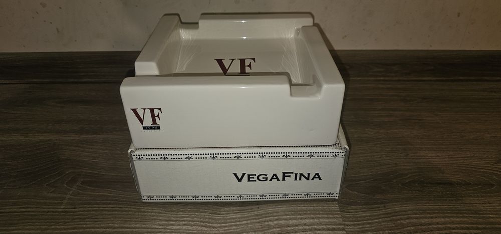 пепелник за пури VEGA FINA