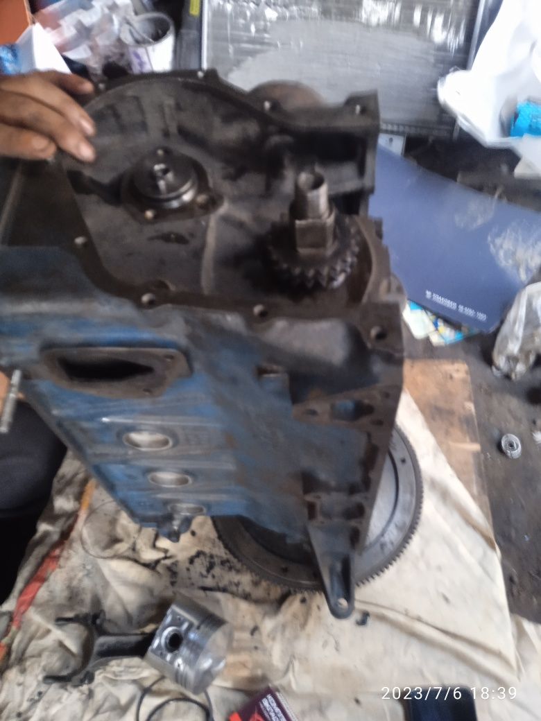 Sotiladi vaz 2106