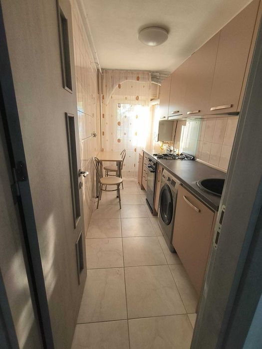 Vând Garsonieră, 13 Septembrie