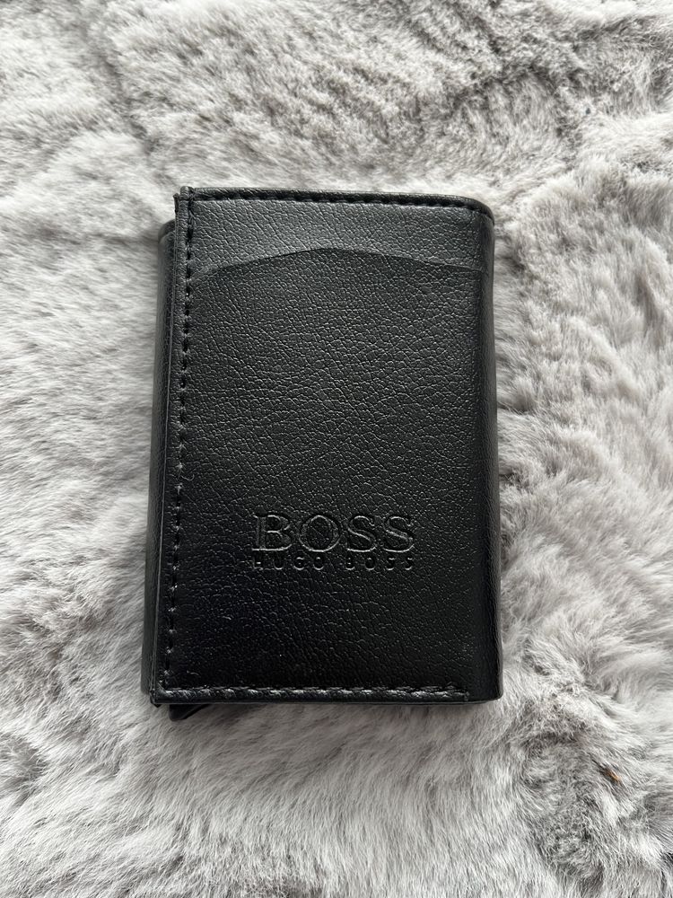 Мъжки портмонета/портфейли Gucci, Boss, LV