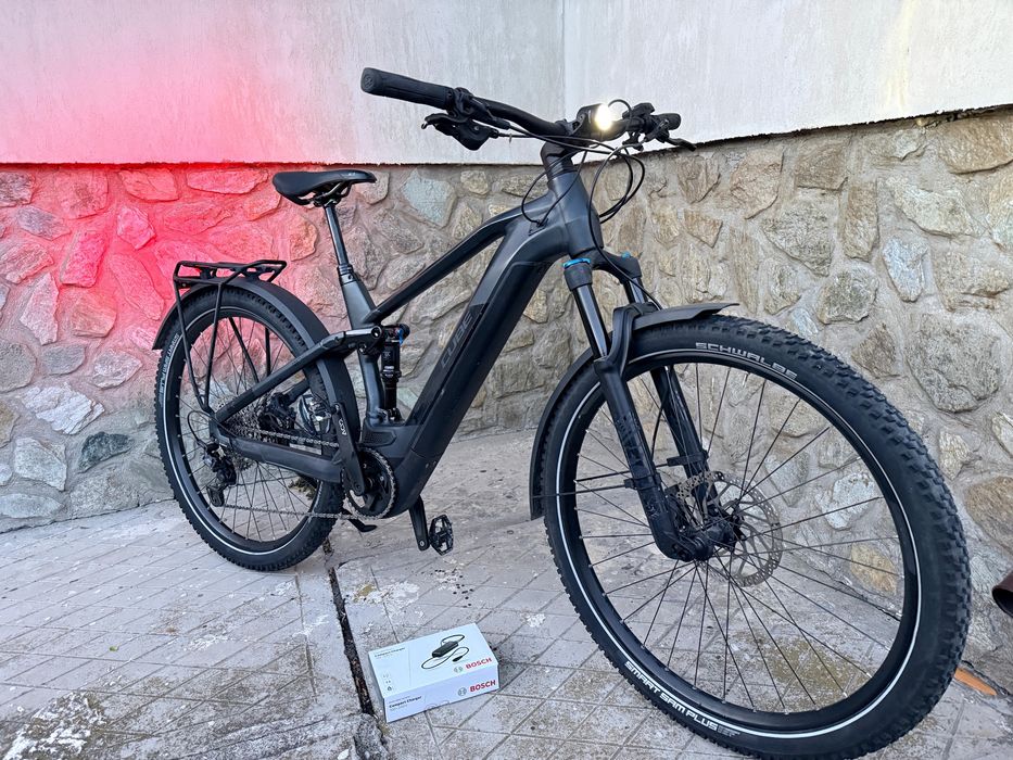 Cube stereo hybrid 120 race