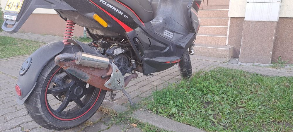 Vând Gilera Runner SP sau SC cu 4x4