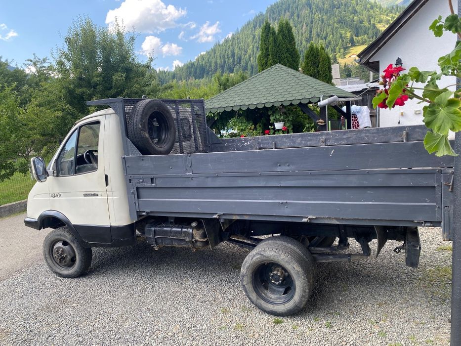 Autoutilitară Gazelle basculantă