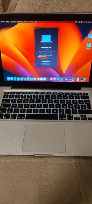 Apple macbook pro 13 i7 Ventura