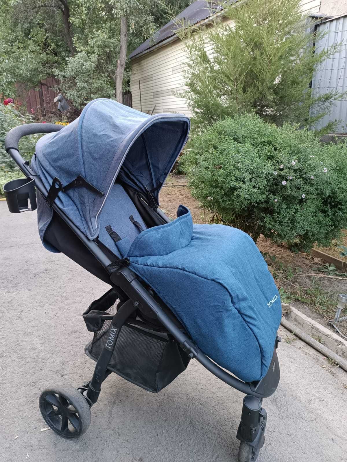 Продам прогулочную коляску TOMIX, б/у