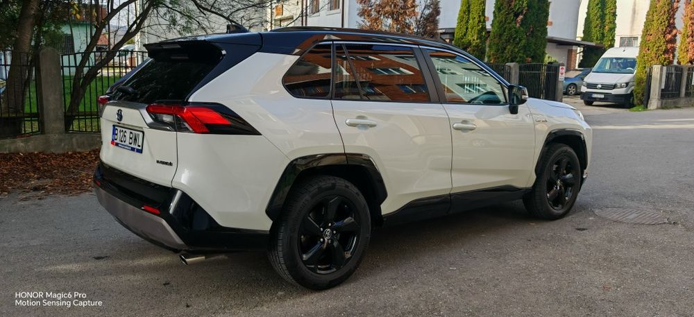 Toyota Rav4 automat 2025