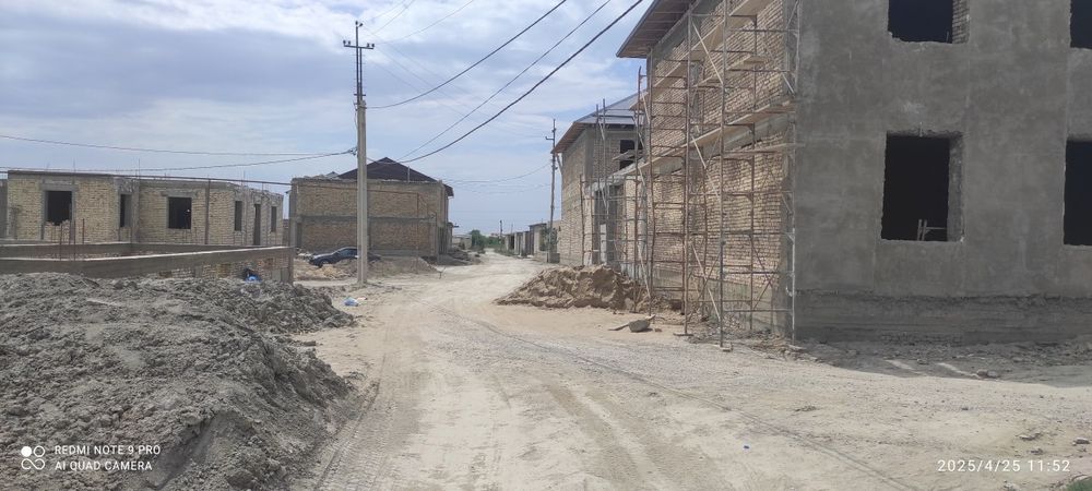 Участка сотилади