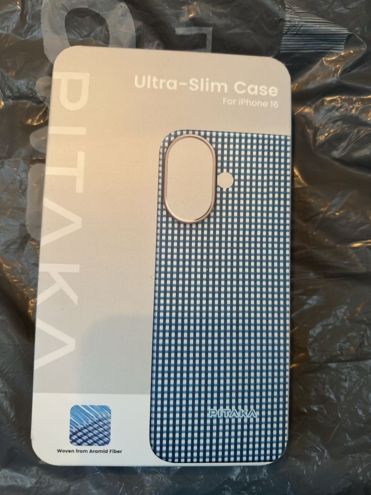 Pitaka - Карбонов кейс - ultra slim / case - Iphone 16