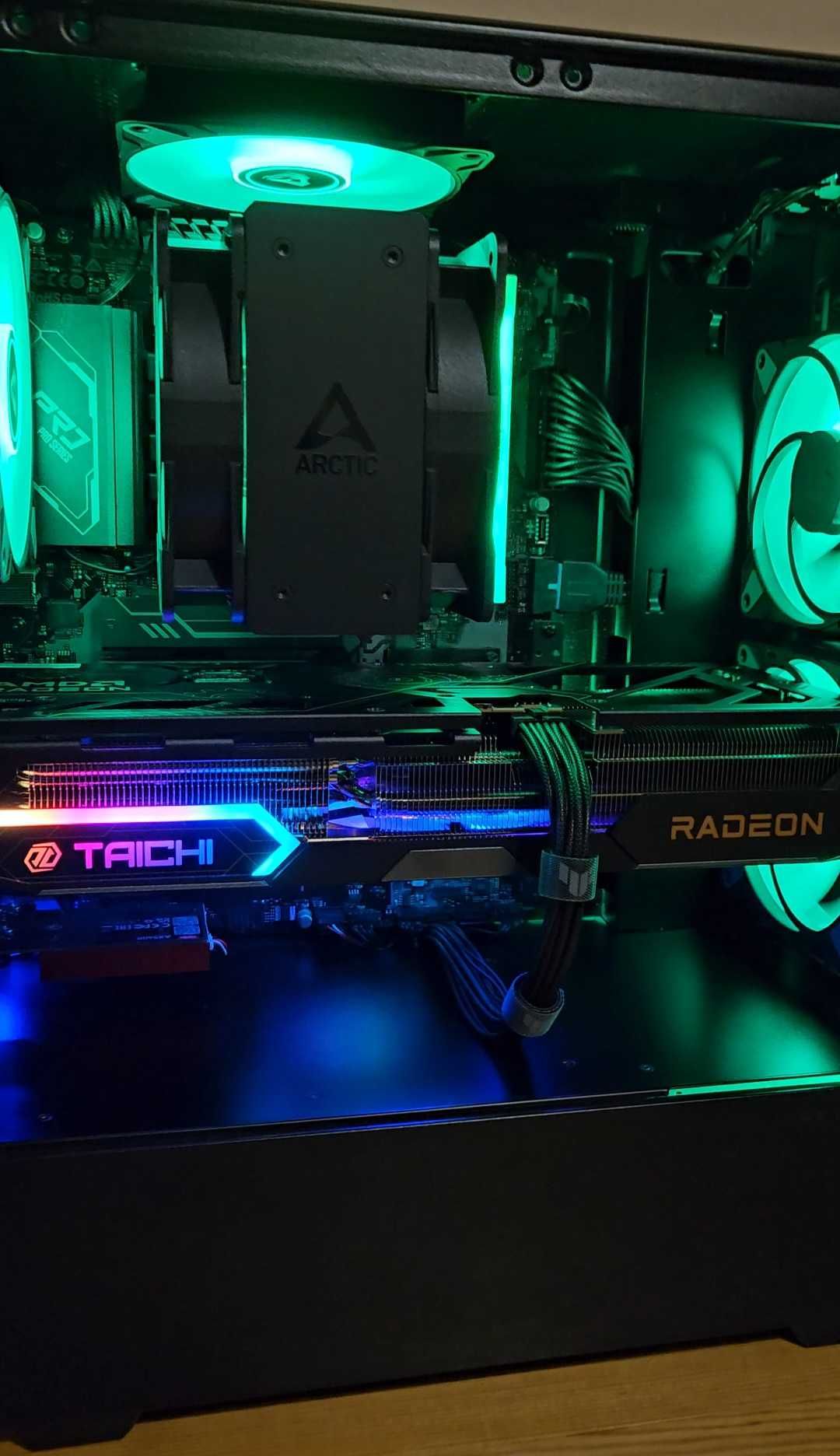 Компютърна кутия Phanteks P300 с 4 броя вентилатори Segotep Polar Wind