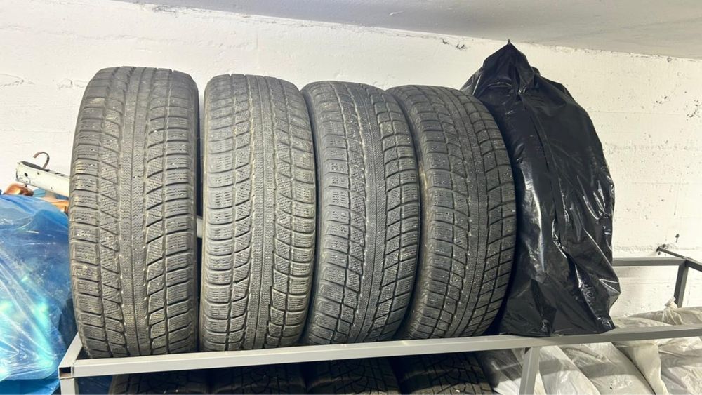 Продам зимние шины 225/60/17 Triangle