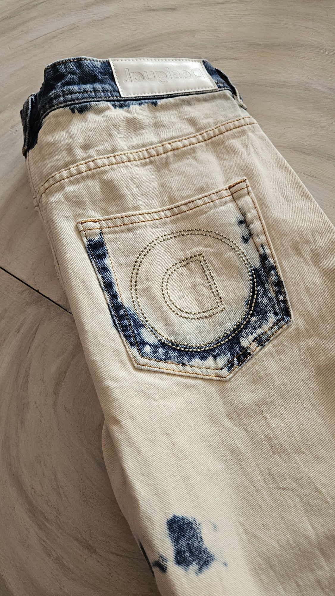 Дънки Desigual НОВИ- 28w