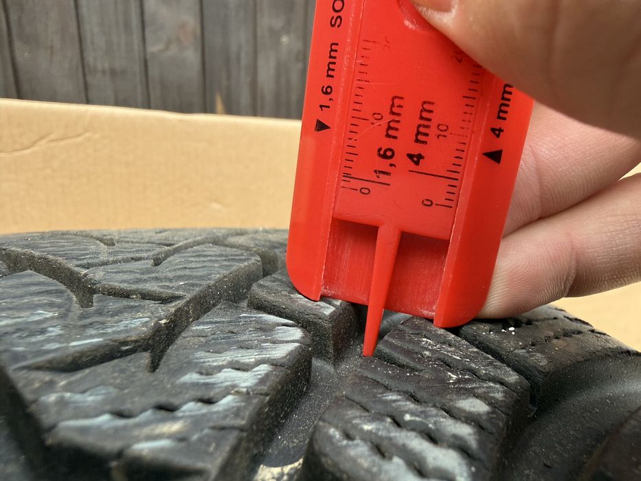 Зимни гуми Falken 215/60/16 | 8мм