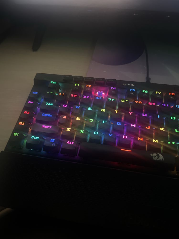 Vand tastatura redragon magic wand