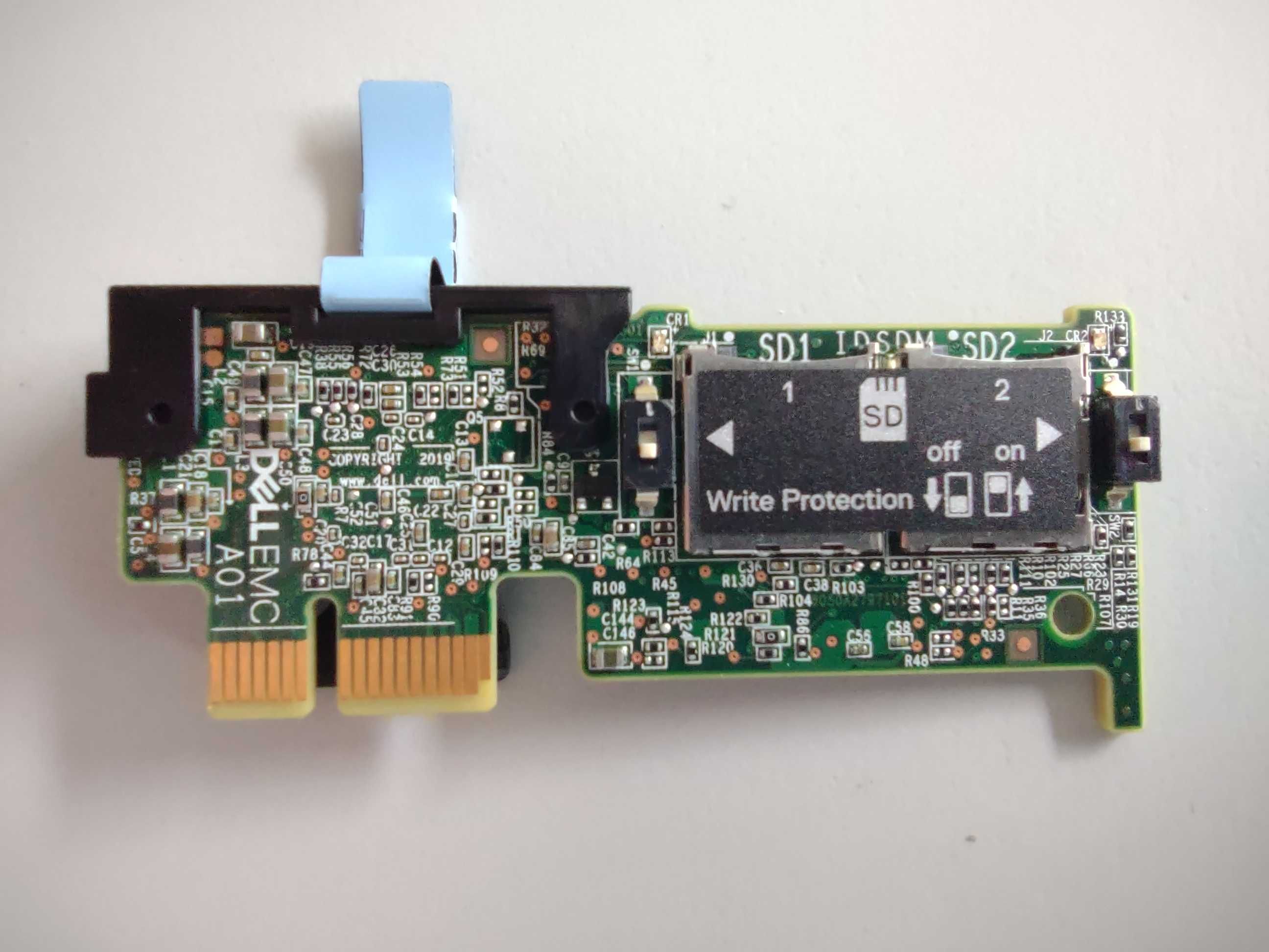 Платка Dell IDSDM - SD Card Module  R440 R540 R640 R740 RT6JG