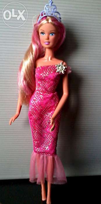 Papusi Barbie, Disney, Mattel