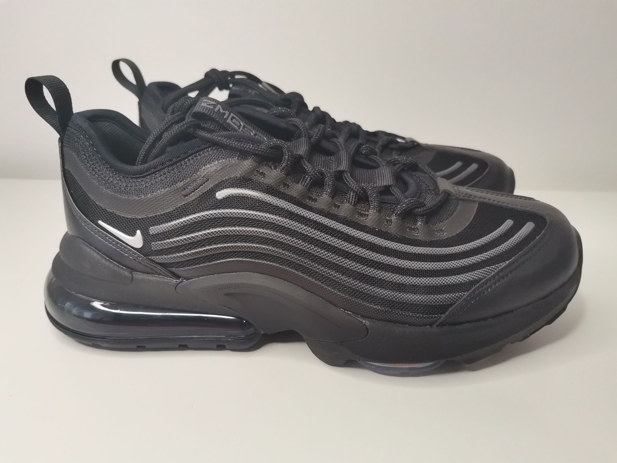 Nike Air Max ZM950 marimea 36.5, 37.5