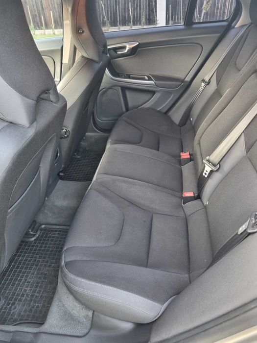 Vand Volvo S60 iulie 2011