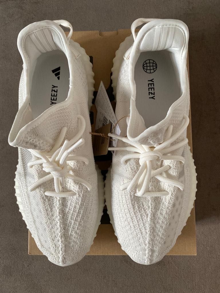 Yeezy 350 Bone marime 38 2/3 si 45 1/3