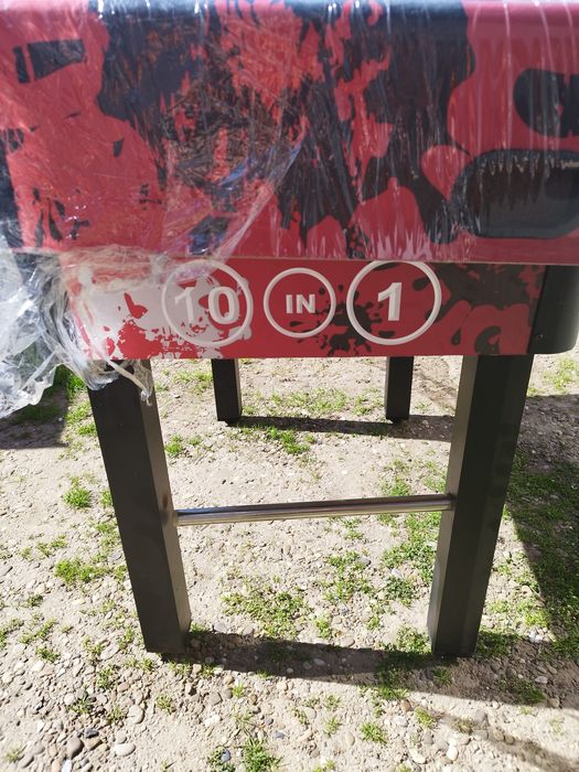 Cadou special de Moș Crăciun!Vind masa Multigames cu 10 jocuri!