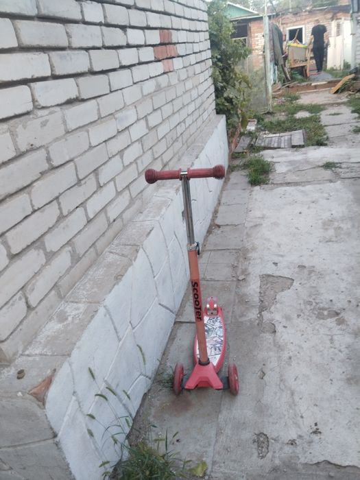 Продам детский самокат