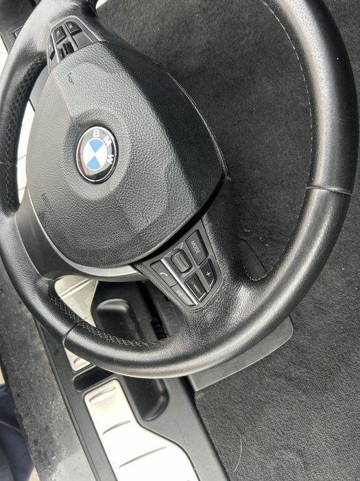 Volan BMW seria 5 f10,f11 sau alte modele