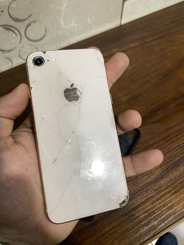 iphone 8  Сатилади